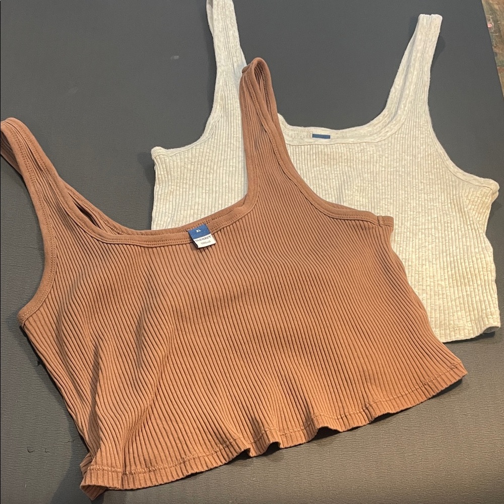 Old Navy Ribbed Tank Tops in Brown and heather grey